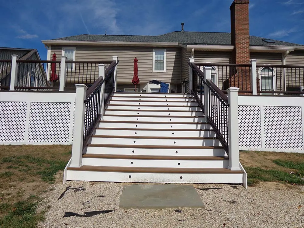 Composite & PVC Deck