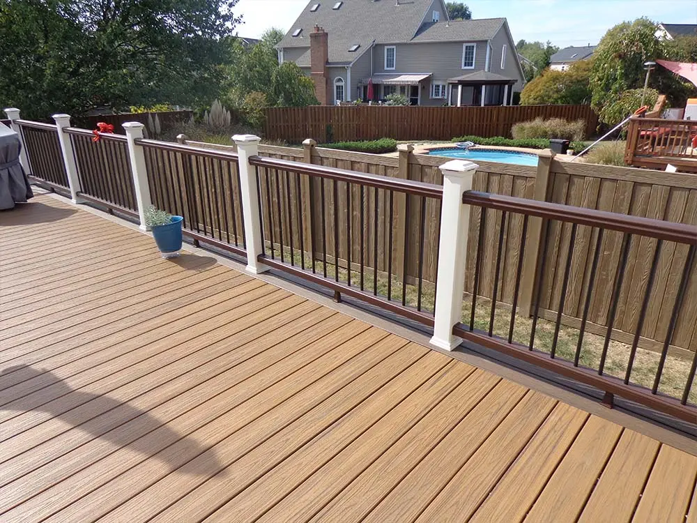 Composite & PVC Deck