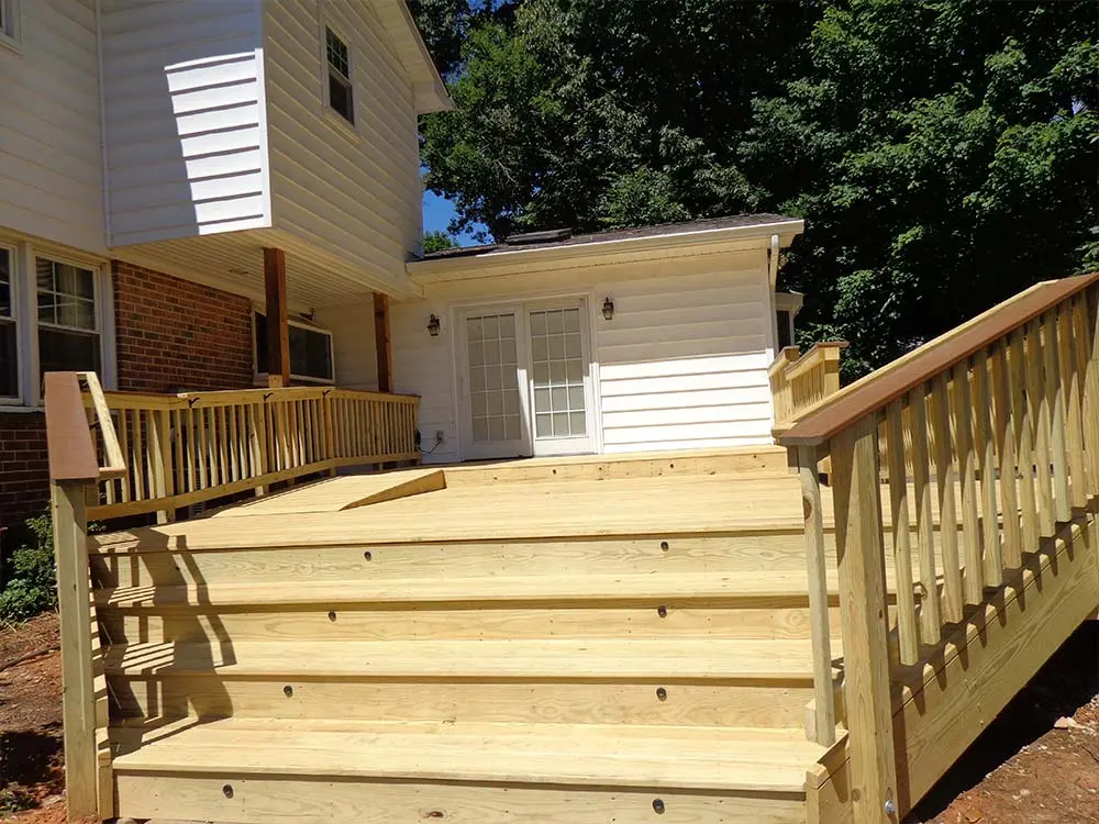 Wood Deck stairway