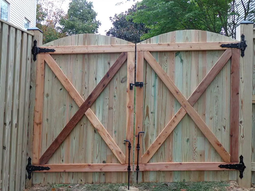 Custom Pine Fence with Barn Style Gate