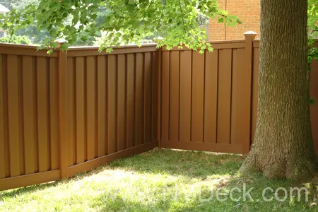 Corner view of Trex Fencing from inside yard
